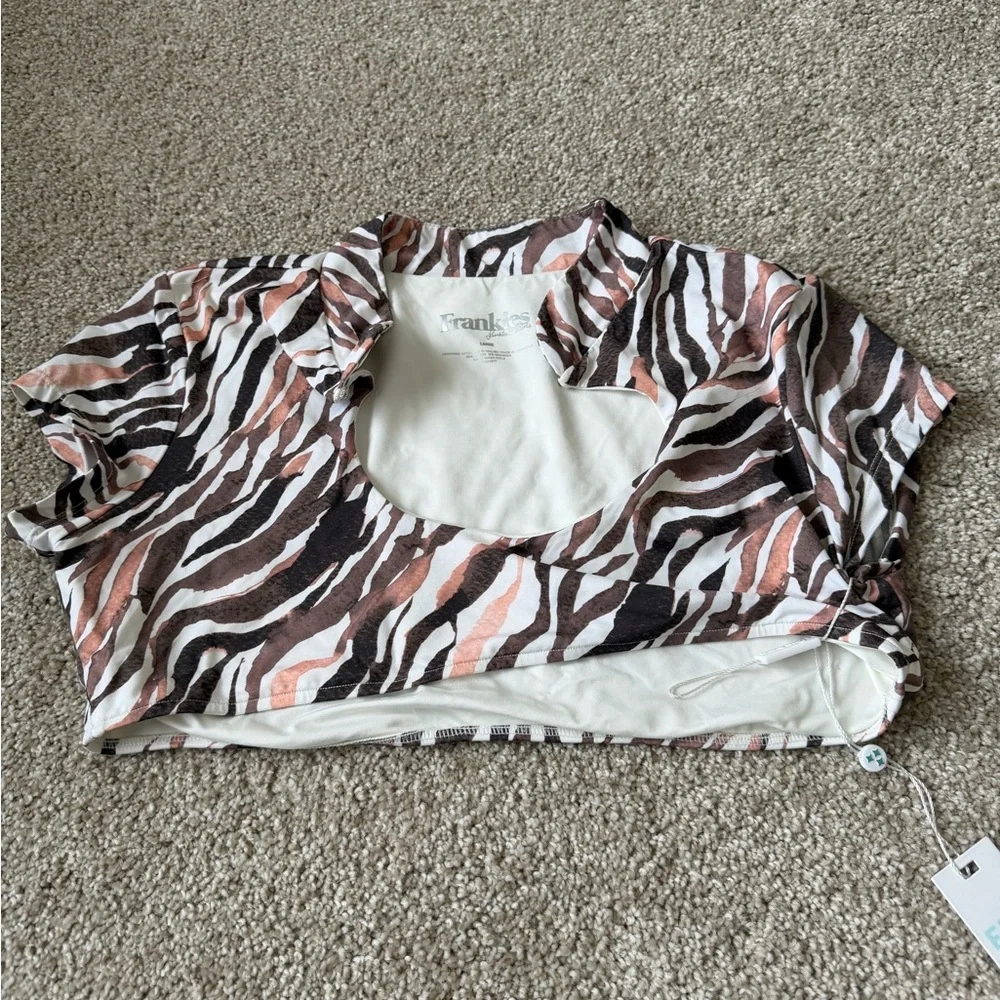 Frankie’s Bikinis Leigh Bikini Top in Tiger XS